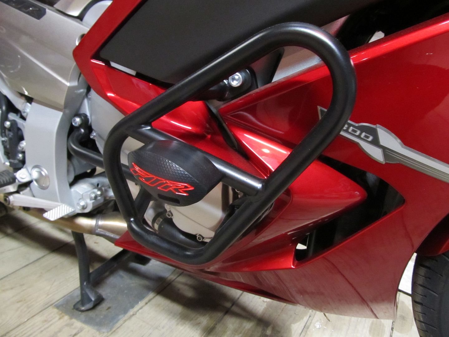 TRex engine guards or frame sliders? FJR Owners Forum